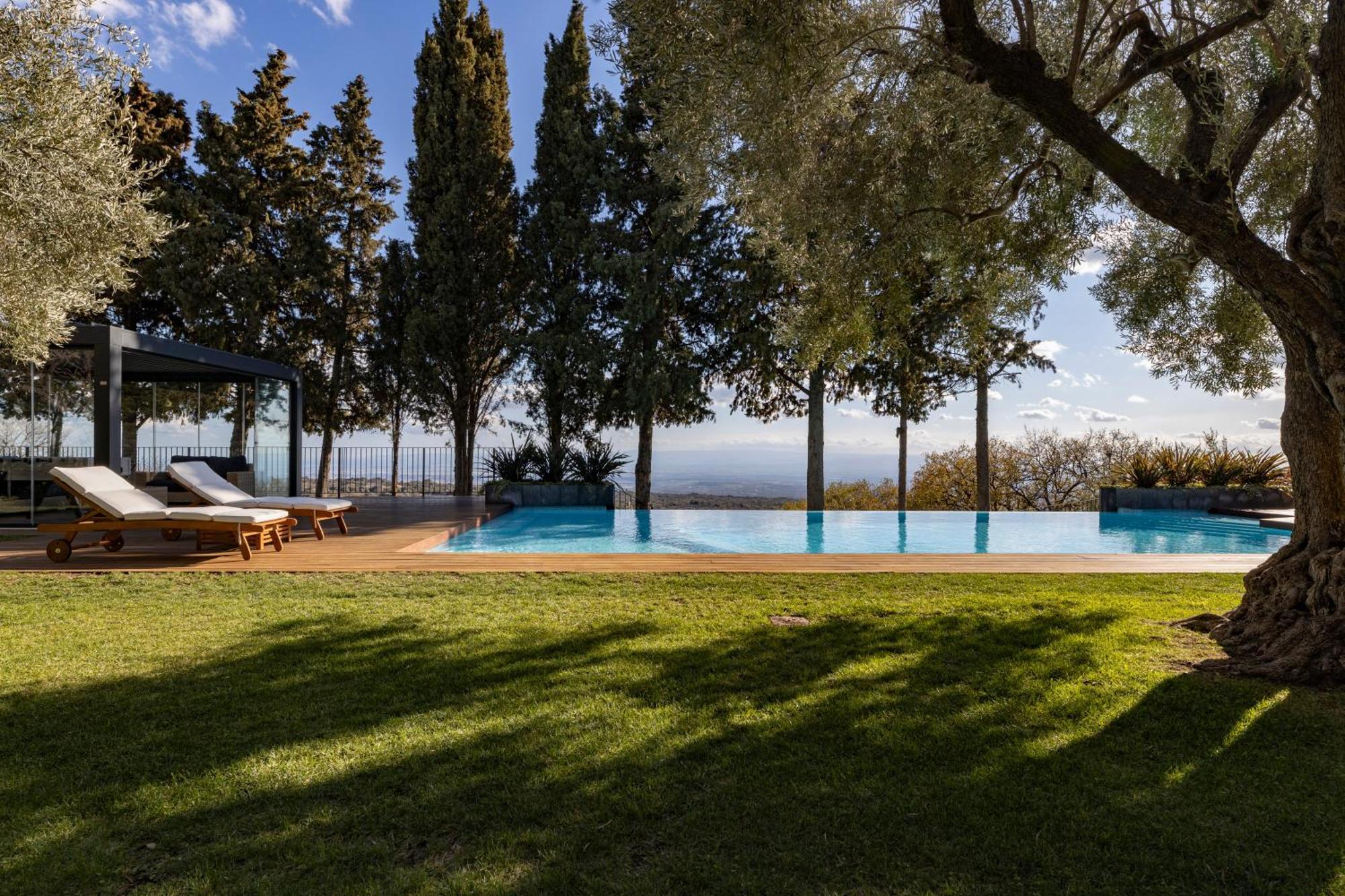 Ragalna Scialaj Villa Di Lusso Sull'Etna Con Piscina E Vista Mare מראה חיצוני תמונה